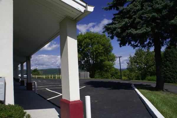 Appalachian Motel バーノン エクステリア 写真